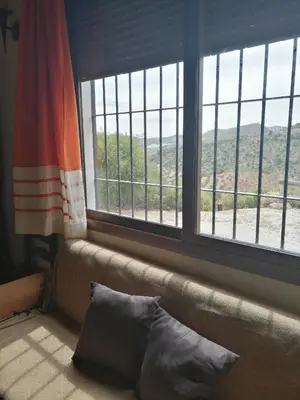 Zona de estar de La Solana de turón. La coscoja.