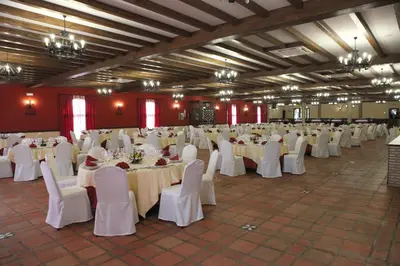 Un restaurante o sitio para comer en Hotel Rural Romero Torres