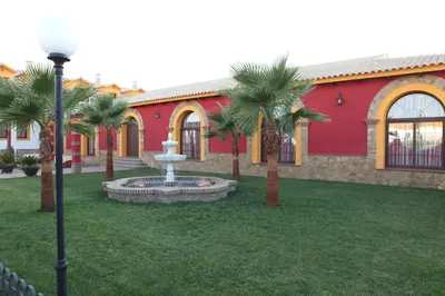 Jardín al aire libre en Hotel Rural Romero Torres