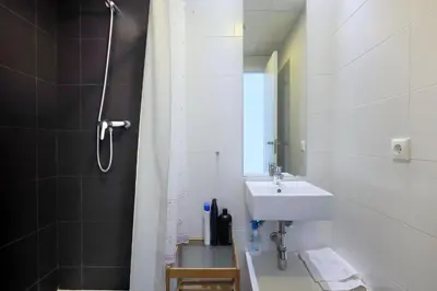 Un baño de Apartamentos Centro Cordoba by MiRa