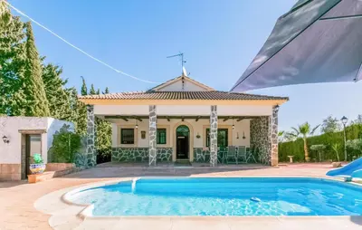 Piscina en o cerca de 3 Bedroom Awesome Home In Casariche