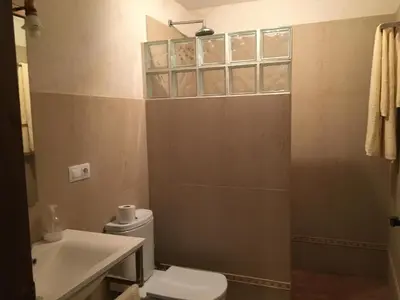 Un baño de Casa Rural La Plazuela