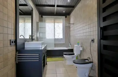 Un baño de Casa Ecuestre Carmen Martínez