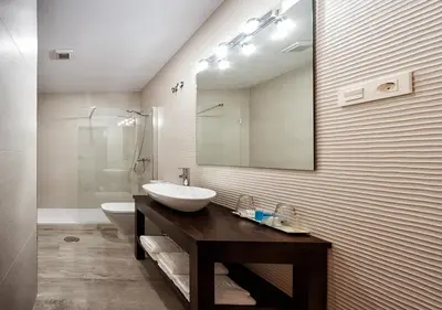Un baño de Nuevo Monteftur
