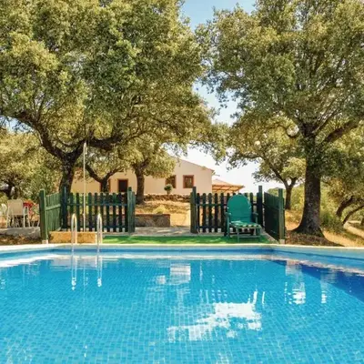 Gorgeous Home In Villaviciosa De Córdo
