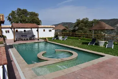 Piscina en o cerca de Casa Fraskito