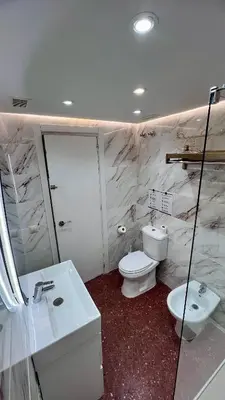Un baño de Amplio apartamento familiar con parking privado en pleno centro de Córdoba