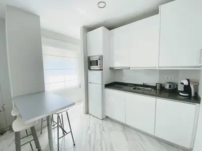Una cocina o zona de cocina en Santa Justa Sevilla Nervion Buhaira Centro
