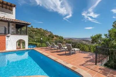 Piscina en o cerca de La Casa de Alejandro