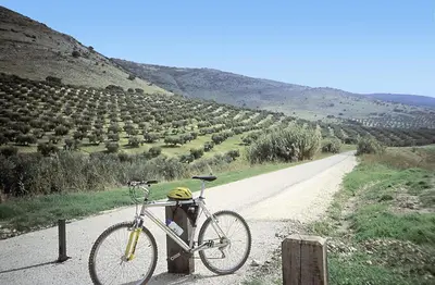 Montar en bicicleta en Vistaluque - Casa Adosada de 3 habitaciones con Piscina y Pista de Padel o alrededores