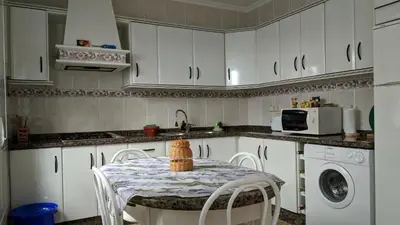 Una cocina o zona de cocina en Casa Rural Los Baños