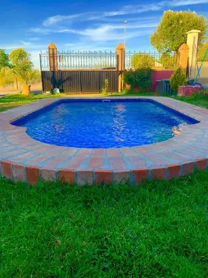 Piscina en o cerca de LOS ROSALES