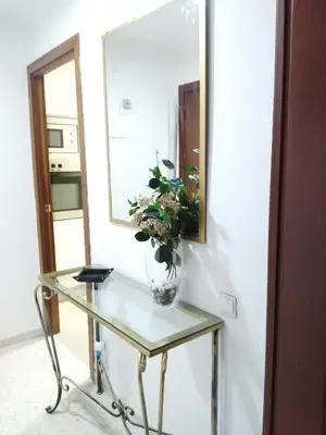 Plano de Luminoso y Confortable Apartamento