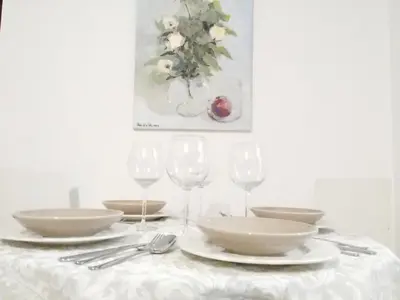 Bebidas en Luminoso y Confortable Apartamento