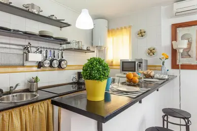 Una cocina o zona de cocina en Acogedor apartamento centro Castellar alto