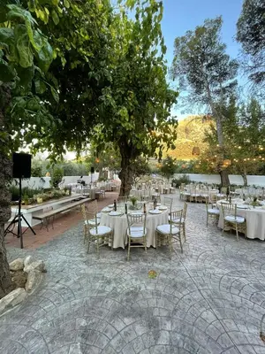 Un restaurante o sitio para comer en Cortijo Abril