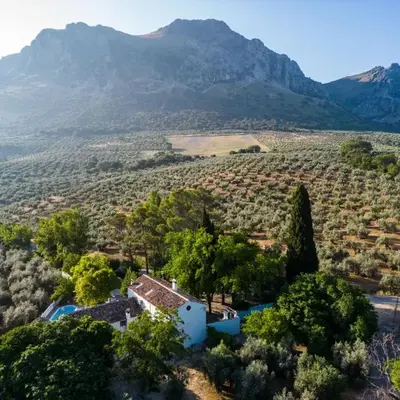 Cortijo Abril