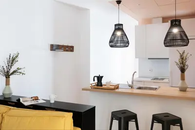 Una cocina o zona de cocina en Lola 14 Suite Apartment