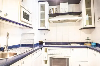 Una cocina o zona de cocina en Buhaira Apartment