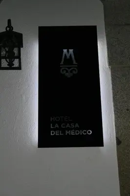 Certificado, premio, señal o documento que está expuesto en La Casa del Médico Hotel Boutique