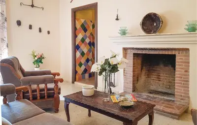 Zona de estar de Awesome Home In Osuna