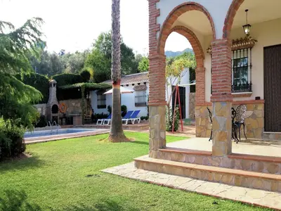 Jardín al aire libre en Villa in Villanueva near El Torcal Park