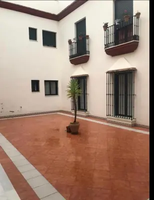 Plano de Apartamento en Pleno Centro De Marchena 3 dormitorios 3 baños privados