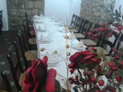 Un restaurante o sitio para comer en Hotel Zahorí