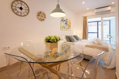 Cama o camas de una habitación en Nine O'Clock Metrosol