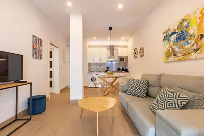 Una cocina o zona de cocina en Nine O'Clock Metrosol