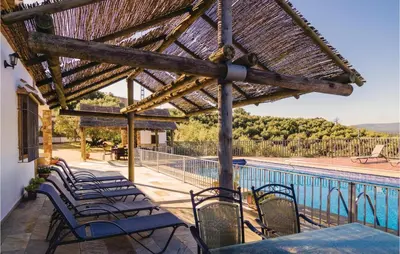 Plano de Cozy Home In Iznájar With Kitchen