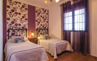 Plano de Cozy Home In Iznájar With Kitchen