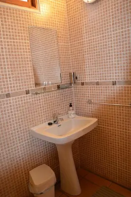 Un baño de Cortijo Rosario