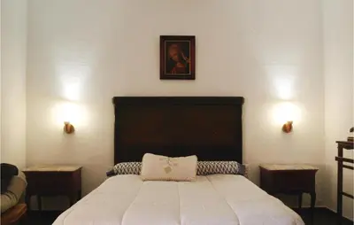 Cama o camas de una habitación en 3 Bedroom Awesome Home In Hornachuelos
