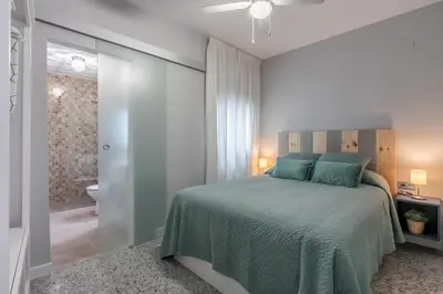 Cama o camas de una habitación en AvantiStays Huerto del Rey, acogedor y con encanto