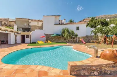 Piscina en o cerca de Charming Villa in Mondrón with Private Pool