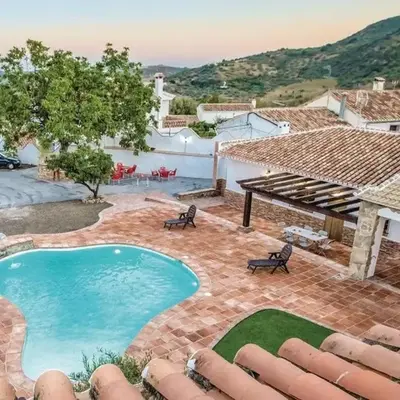 Charming Villa in Mondrón with Private Pool