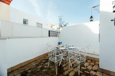 Plano de Bright Duplex W/ Terrace