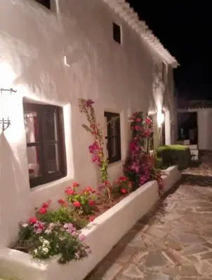 Jardín al aire libre en Casa Miguel Montefrio