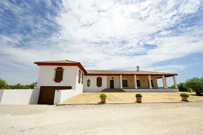 Edificio en el que se encuentra la casa o chalet