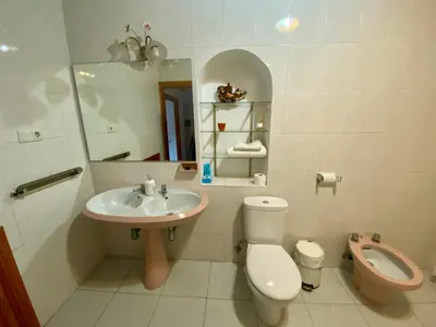 Un baño de Caminito del Rey casa rural Bellavista Carratraca
