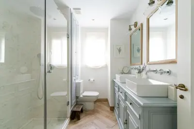 Un baño de UNIQUE HOMES LAS SETAS, PLAZA DE SAN PEDRO 6 Pax