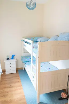 Cama o camas de una habitación en Casa con piscina de agua salada Villa Pepucho 2