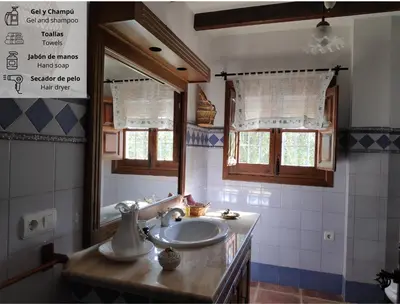Un baño de Cortijo El Arrejadero