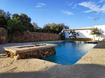 Piscina en o cerca de Cortijo El Arrejadero