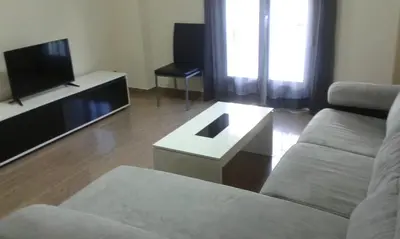 Una televisión o centro de entretenimiento en VFT LA PAZ