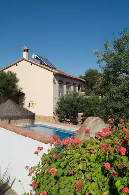 Piscina en o cerca de Casa Los Olivos Álora - Caminito del Rey