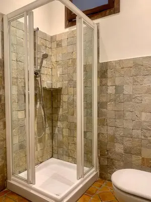 Un baño de Recaredo Apartments