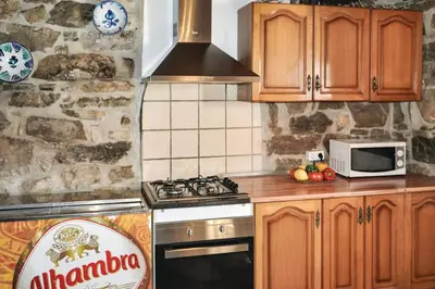 Una cocina o zona de cocina en Charming Villa in Montefrío with Private Pool