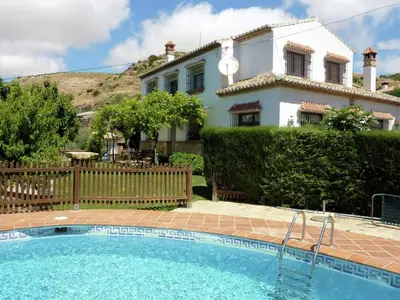 Piscina en o cerca de Countryside Cottage with Pool